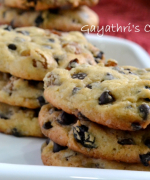 Eggless Chocolate Chip Cookies