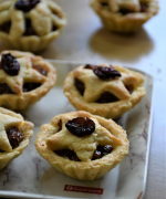 Vegetarian Mince Pies - No Meat Version - Video Recipe