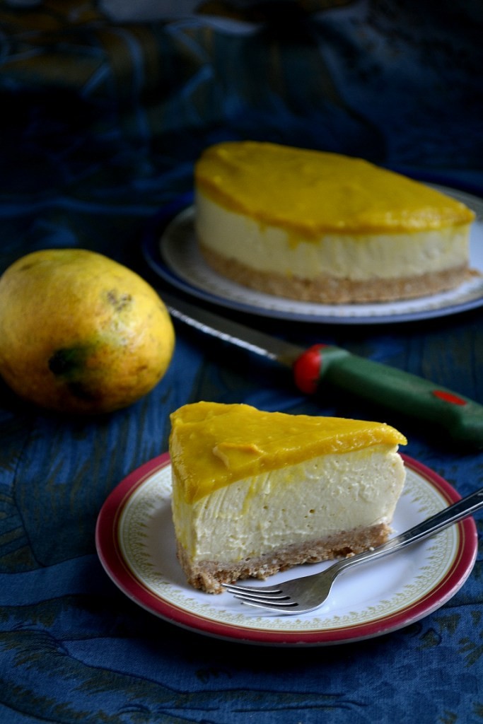 Eggless No Bake Mango Cheese Cake