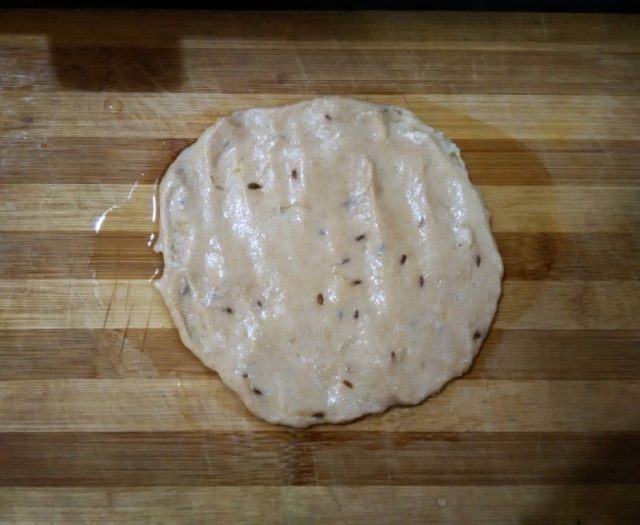 Venad Roti V - Vastad Roti - Konkani Banana Bread - A-Z Flat Breads Around The ...