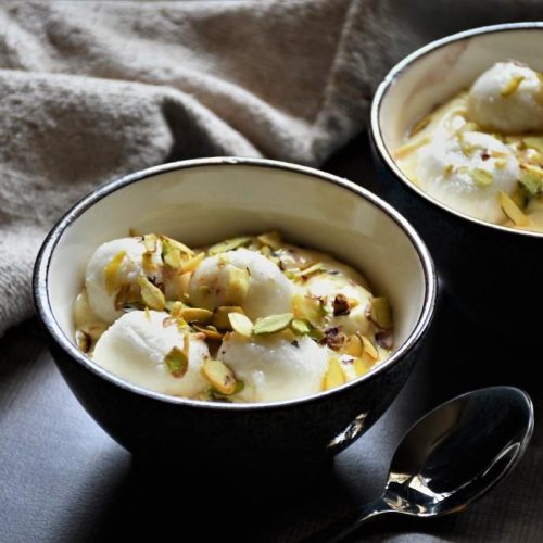 Rasgolla Amrakhand Recipe